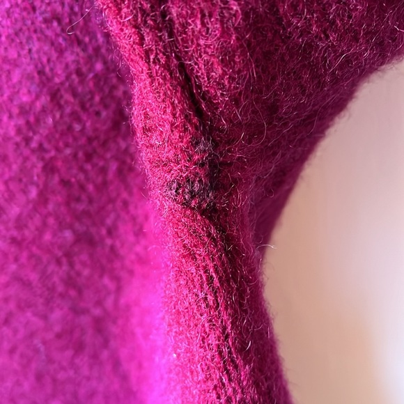 VINTAGE BLOOMINGDALE’S 100% Wool Maroon Sweater Boys' Shop L/16-18 - Picture 6 of 10